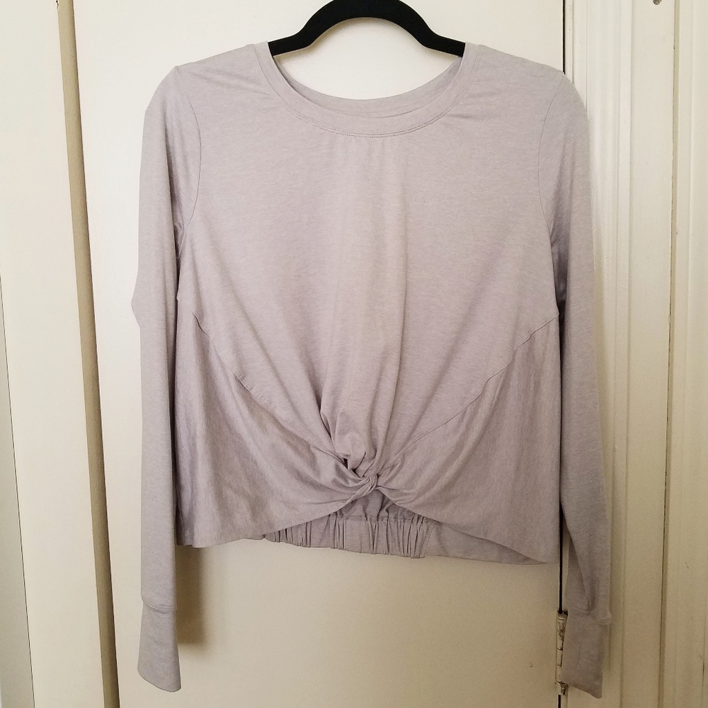 Yoga lightweight crop top